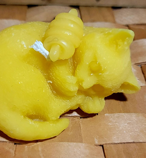 Cat Candle 100% Beeswax